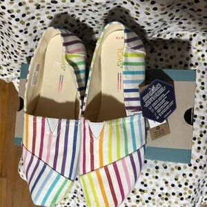 NWT Rainboww stripe Alpargata shoes